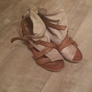 Miz mooz cassidy sandals